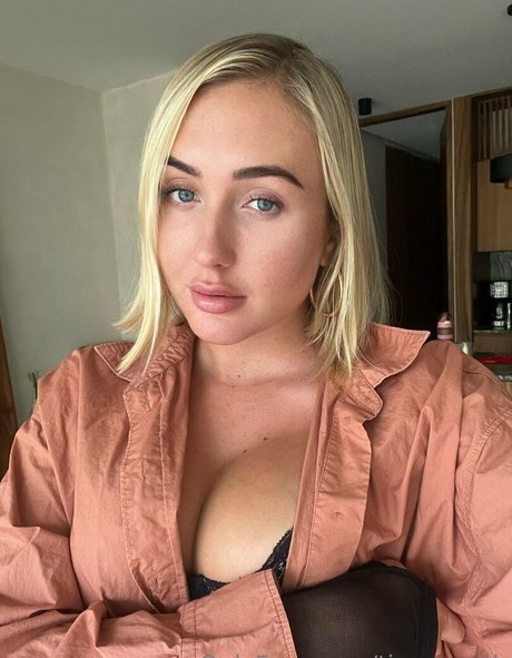 tiggysmith star perfect galleries