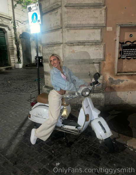 tiggysmith sex actress gallery