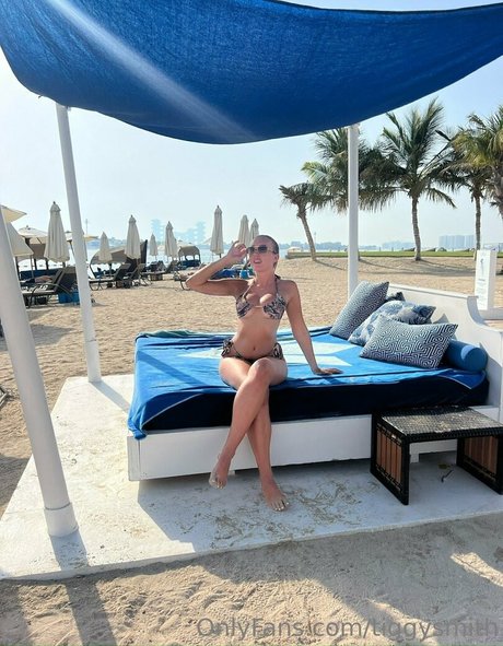 sexy shemale onlyfans adult archive