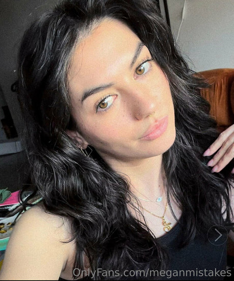 meganmistakes nude pornstar galleries