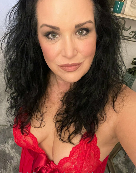 evparrishsouthernmil actress pic