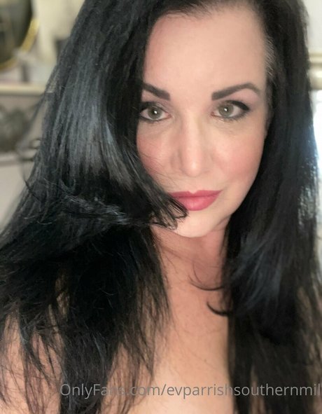 evparrishsouthernmil hot pornstar img