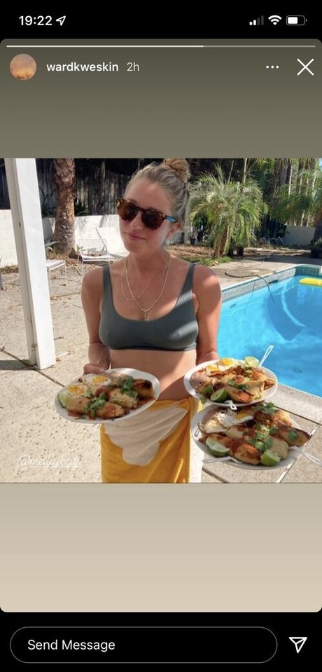 Molly Baz hot actress image