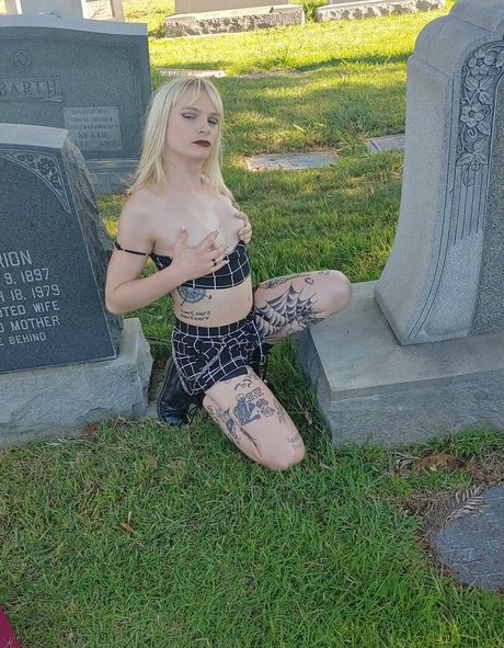 ts snowqueen model pretty pics