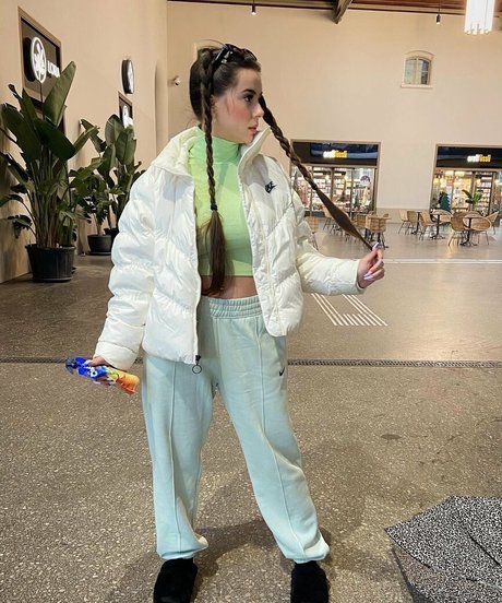 vtng br2 model nude images