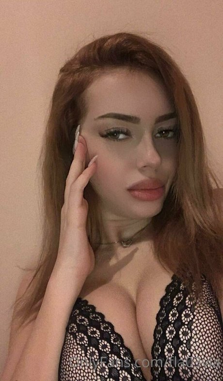 fla03via naked actress pics