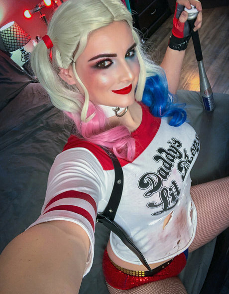 AlsoAshley beautiful star pic