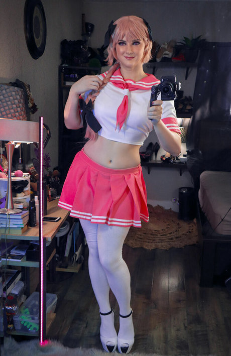 AlsoAshley exclusive star photos