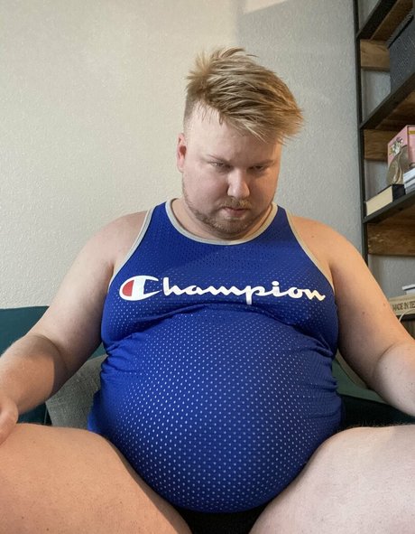 gimmefiction pretty model pic