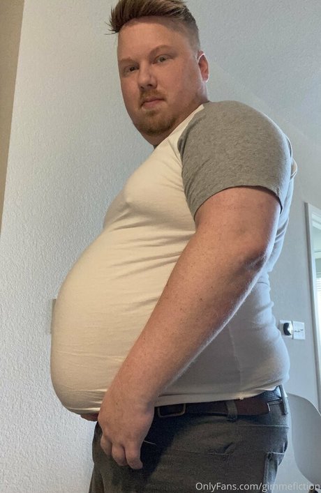 gimmefiction model pornographic images