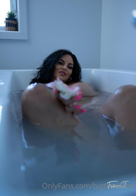 tease lexy star adult gallery