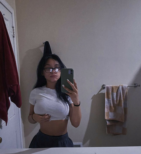 Mentallyilljimcow adult actress galleries