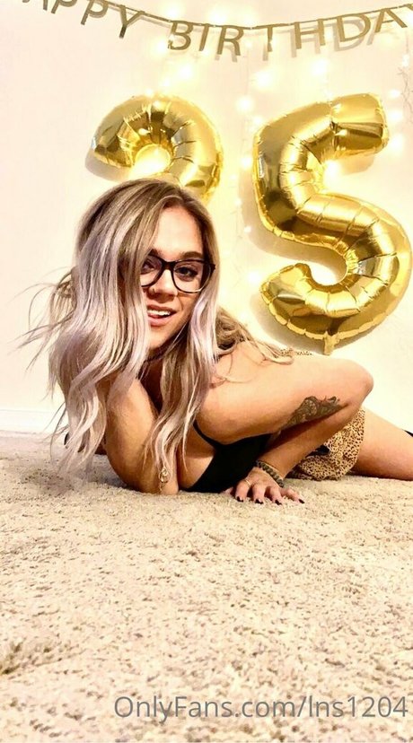 lns1204 pornstar art img