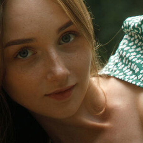 Claudia Veneza pornstar hot img