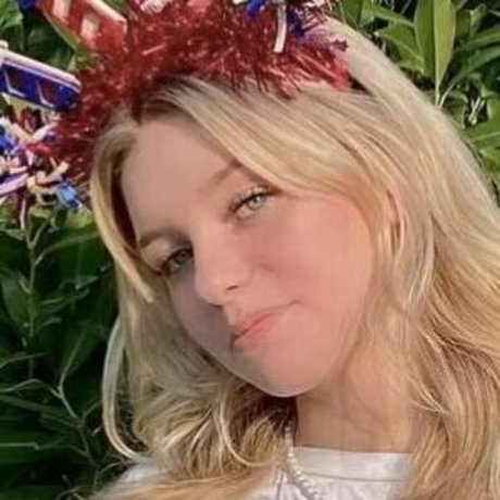 NaomiSkyex model beautiful pic