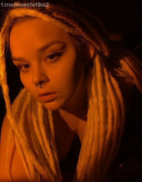 Lenny Bright model archive