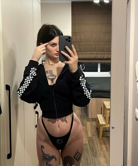 tashablunt pornstar beautiful archive