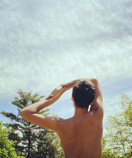 Rosario Dawson Profile pic