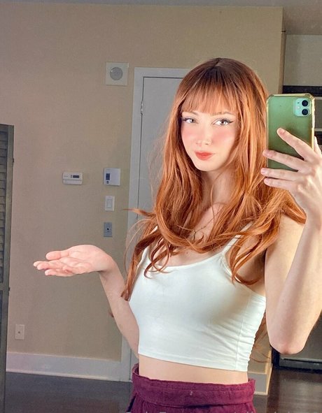 EllaElvin69 star top galleries