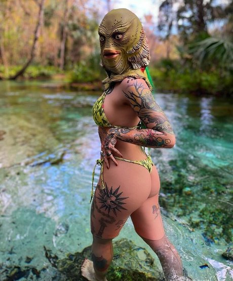 WWE Shotzi model erotic pics