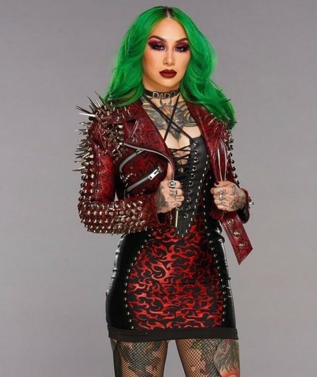 WWE Shotzi nice pornstar pic