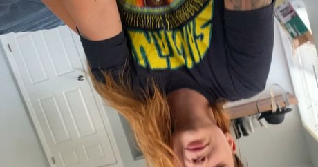 madsluts model hot pictures