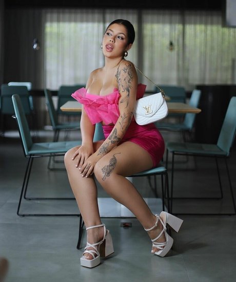 Luiza Parente model nude photo