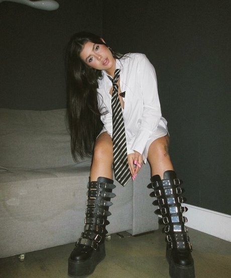 Luiza Parente adult actress gallery