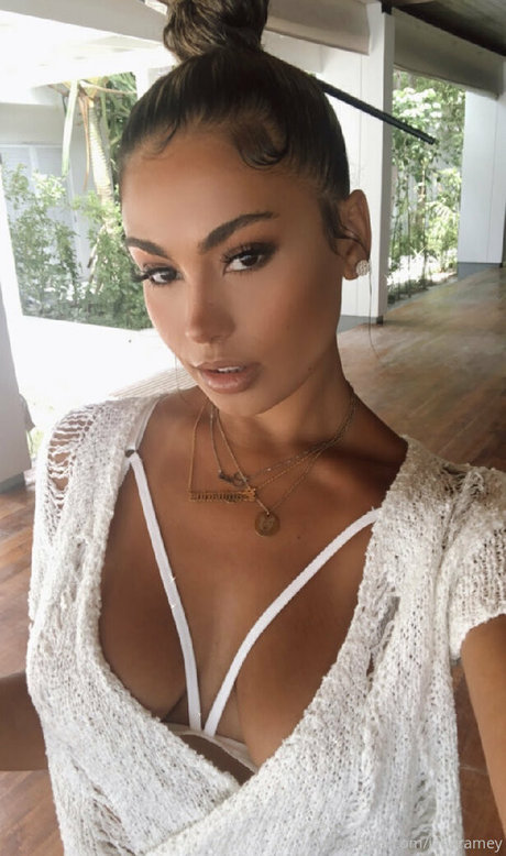 jaderamey pornstar naked photo