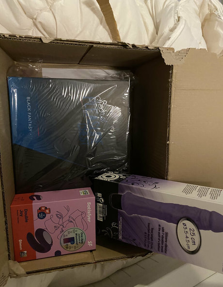 adiafreensfw free pornstar image