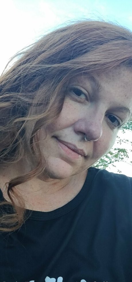 sinfullypurrfuct nude actress photo