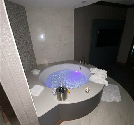 miss2hot4him pretty pornstar archive