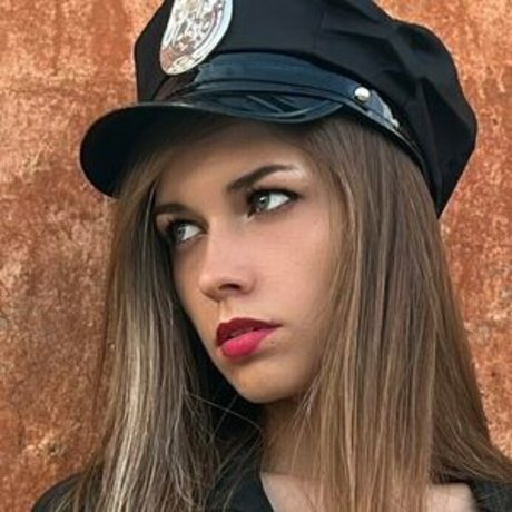 emmapaid model xxx image