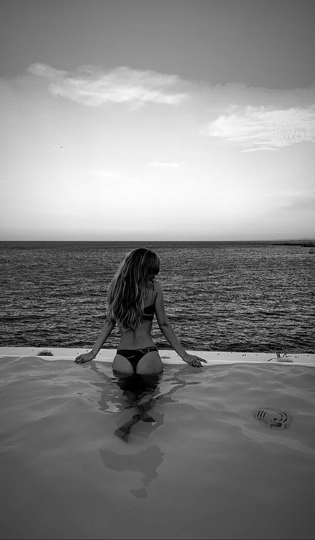 Maria Eugenia Suconic model art images