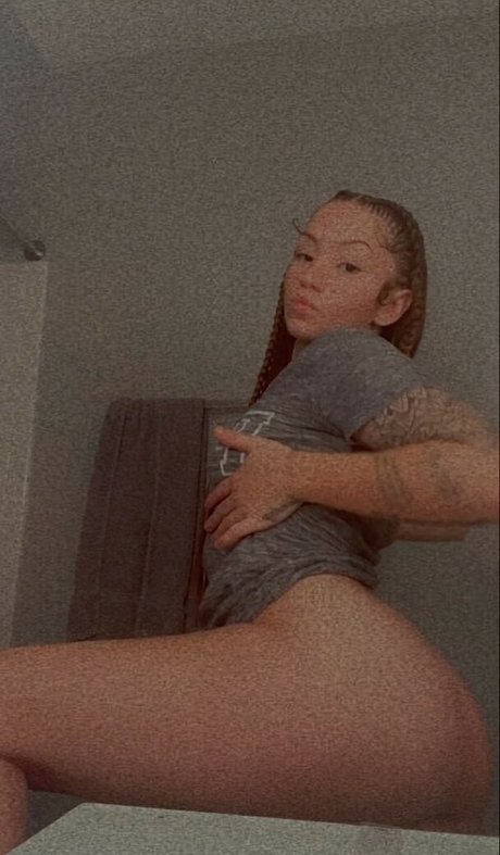 Kennityy nude pornstar pic