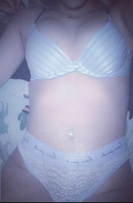 evelynn10 beautiful pornstar img