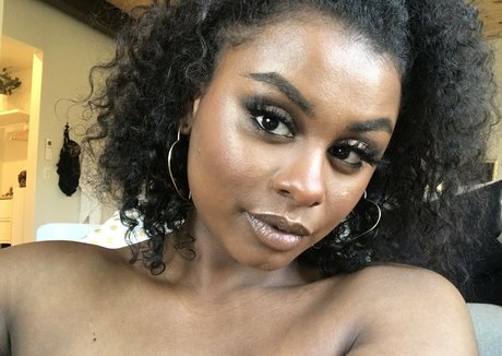 dayshalovefreepromo adult model photos