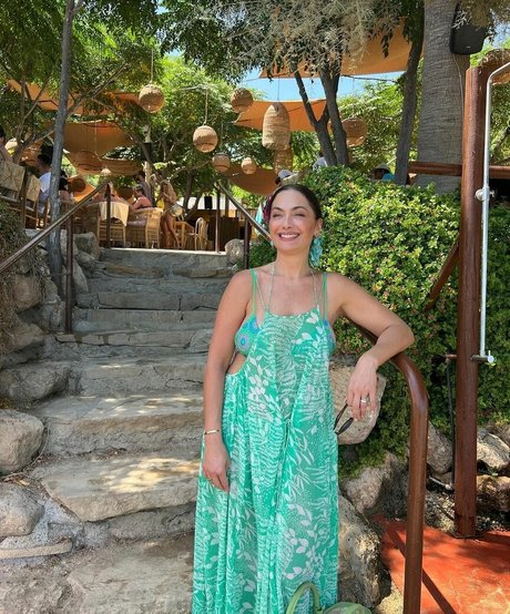 Tonia Buxton art actress photos