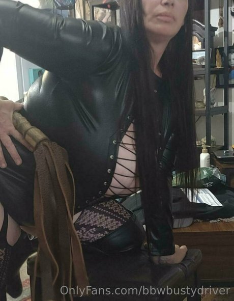 bbwbustydriver pornstar high quality image