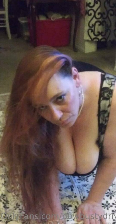 bbwbustydriver sexy actress img