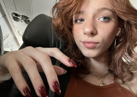 Tomis party model hot galleries