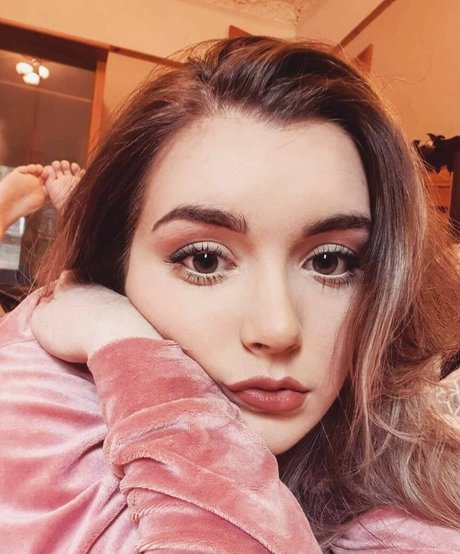 poopernoodle exclusive star img