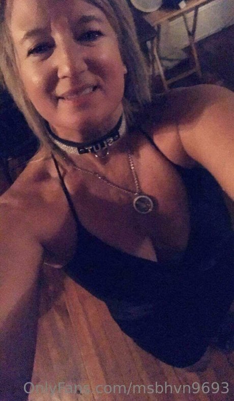 msbhvn9693 exclusive model picture