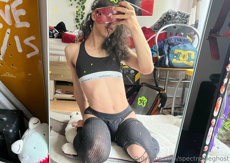 spectretheghost model sex photos