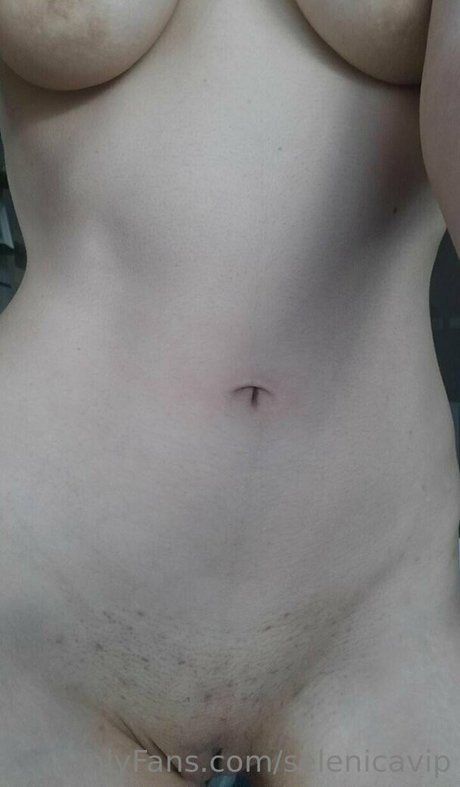 selenicavip star naked images