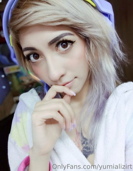 yumializirt xxx model image