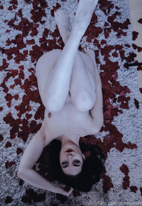 dominofaye high quality pornstar img