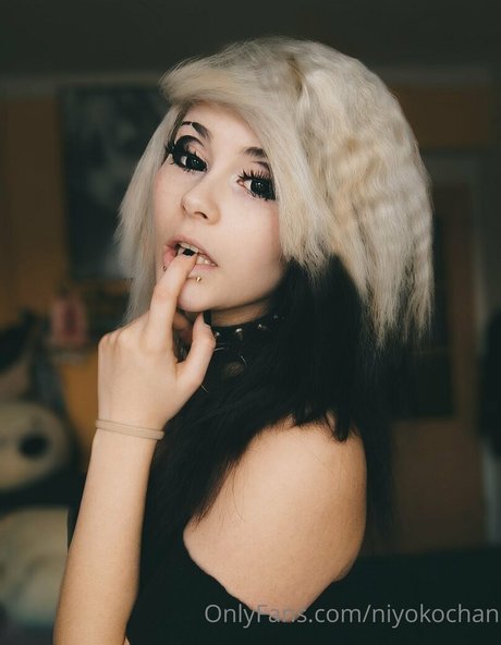 niyokochan xxx star images