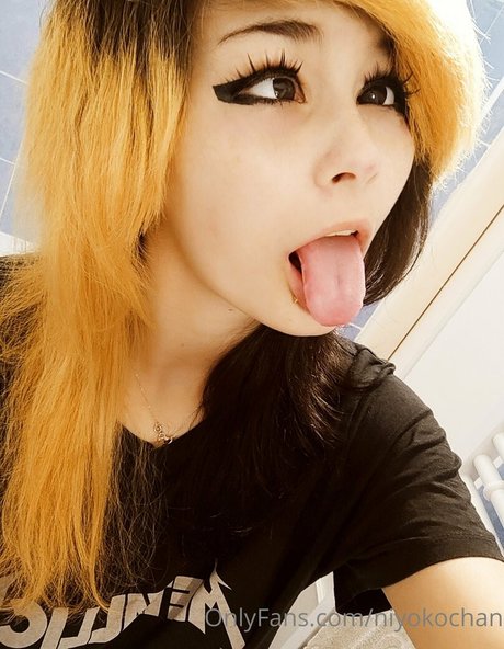 niyokochan pornstar nudes images