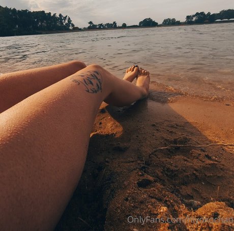 niyokochan star erotic photos